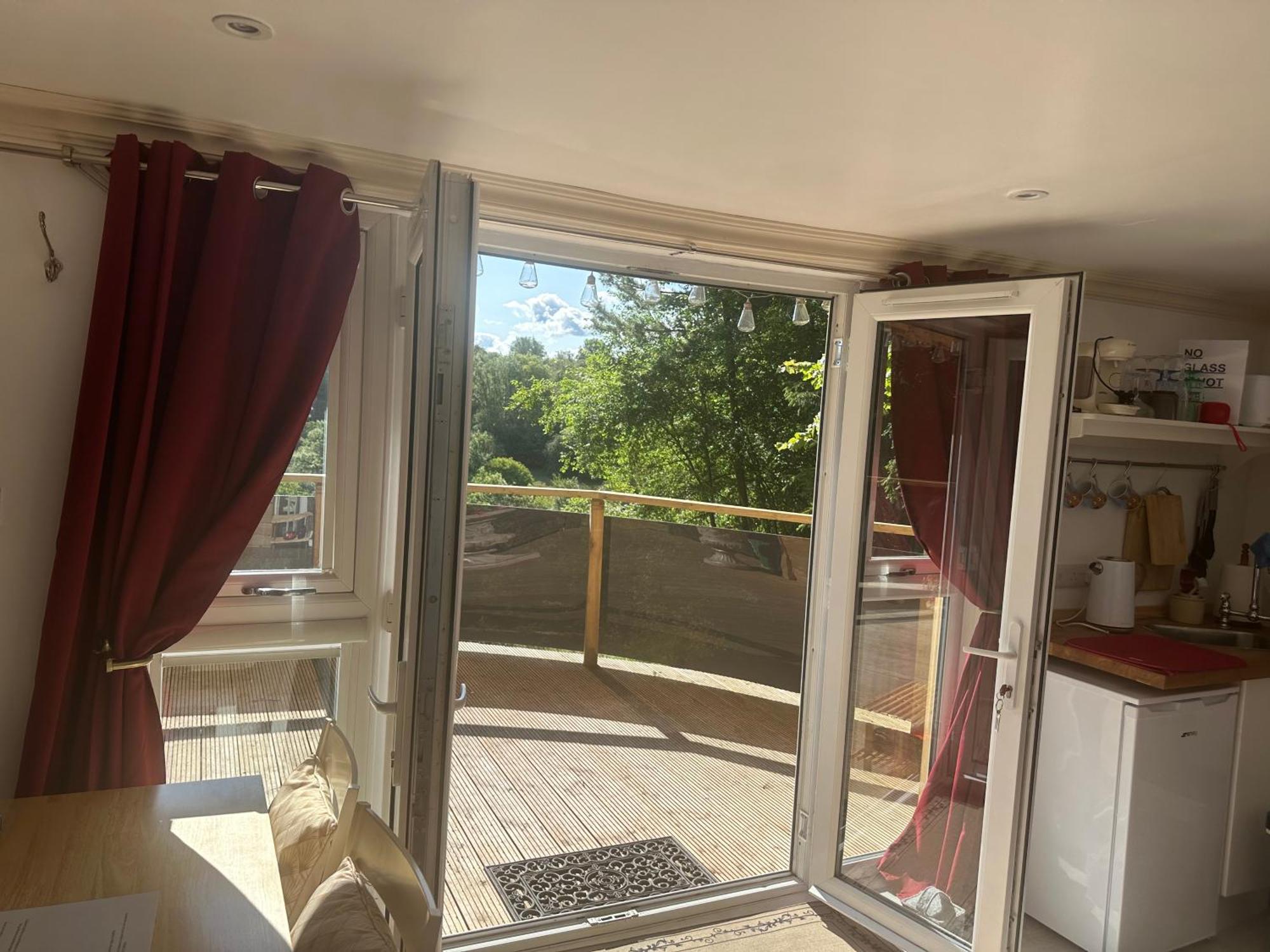 Apartment Unique Orchard For Couples With Hot Tub *